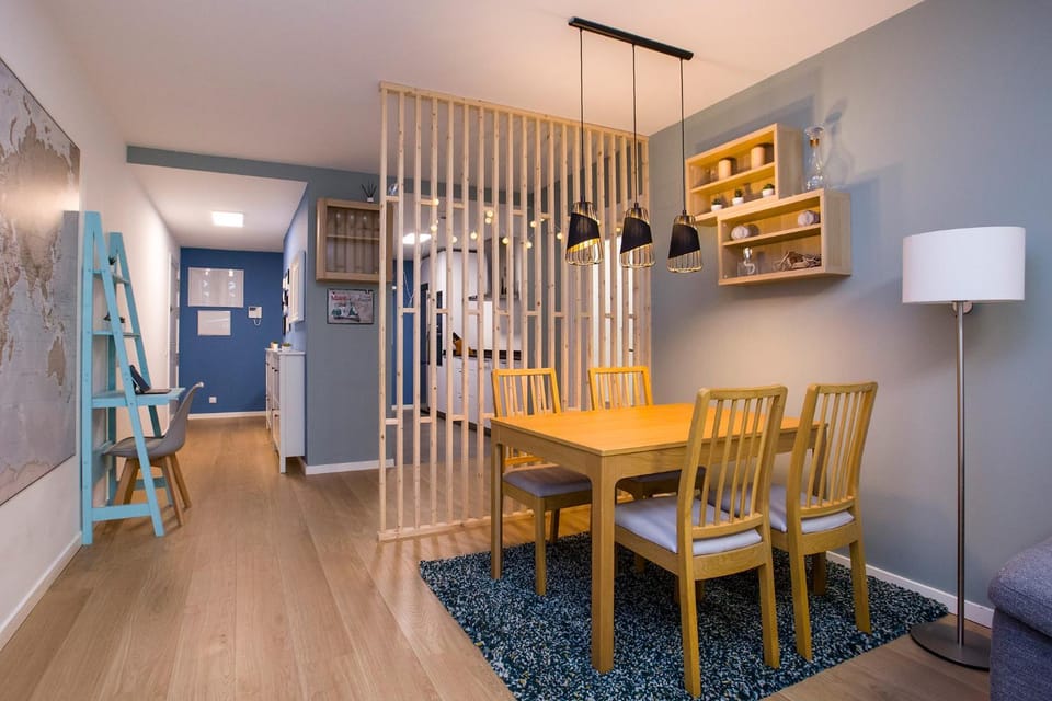 Living room, Decorative detail, Seating area, Dining area