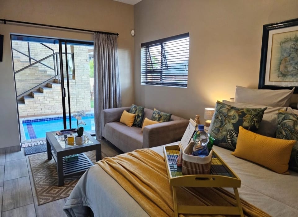 Bliss on JBay - BlissPool Apartment in Eastern Cape