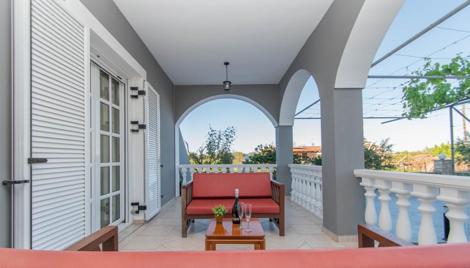 Patio, Day, View (from property/room), Balcony/Terrace, Seating area