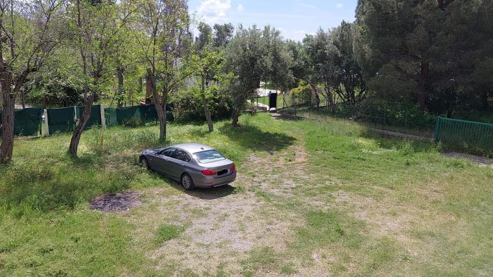 Spring, Garden, Beach, Parking
