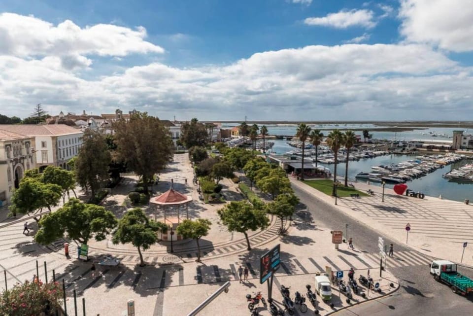 Blife Castelya private rooms Vacation rental in Faro
