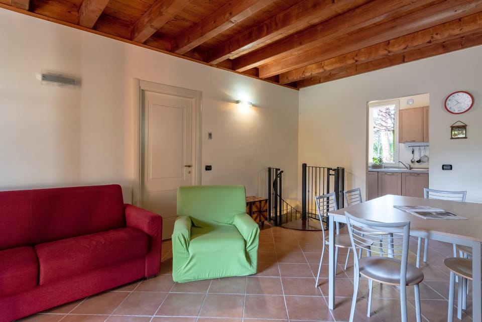 Communal lounge/ TV room, Living room