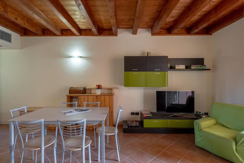 Communal lounge/ TV room, Living room