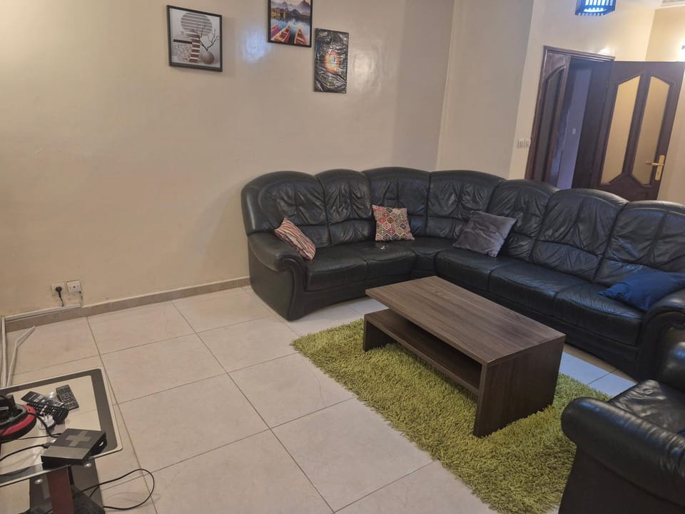 Appartement a proximite de la plage20 a yoff Apartment in Dakar