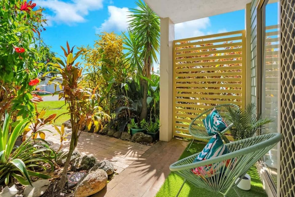 Patio, Garden, Garden view