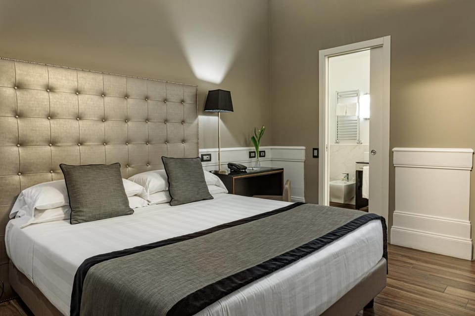 Bed, Photo of the whole room