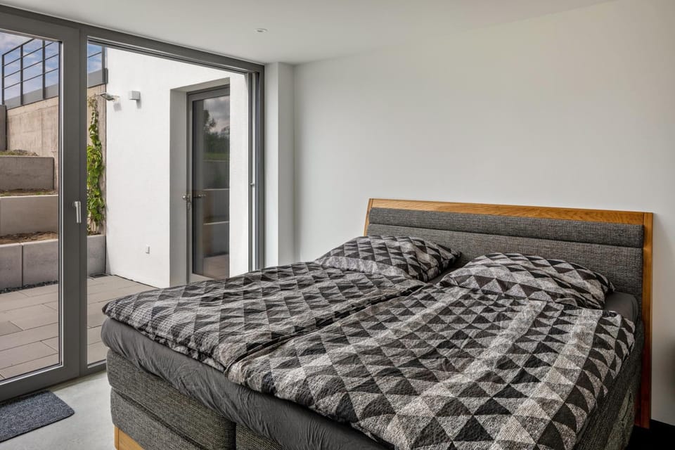 Living room, Bedroom