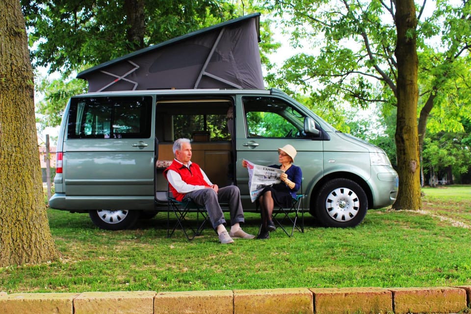 Del Falco Agricampeggio - Solo Piazzole Campground/ 
RV Resort in Lake Garda