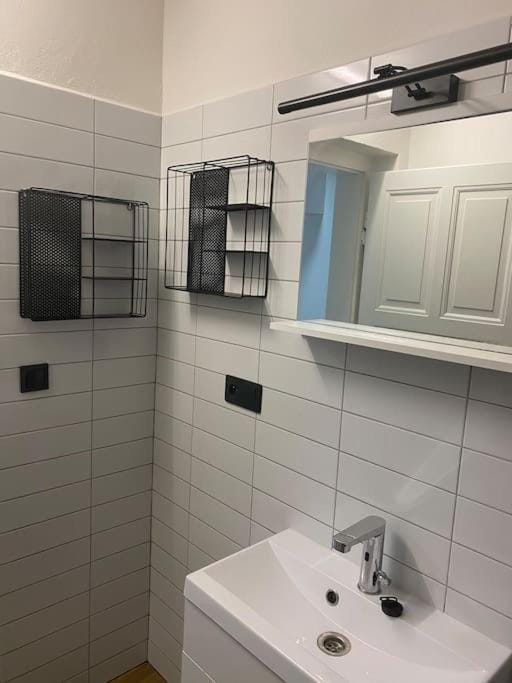 B12 - Bohdanečská 12 Apartment in Czechia