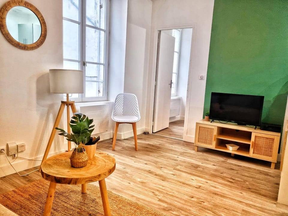 Communal lounge/ TV room, Living room, Lounge or bar