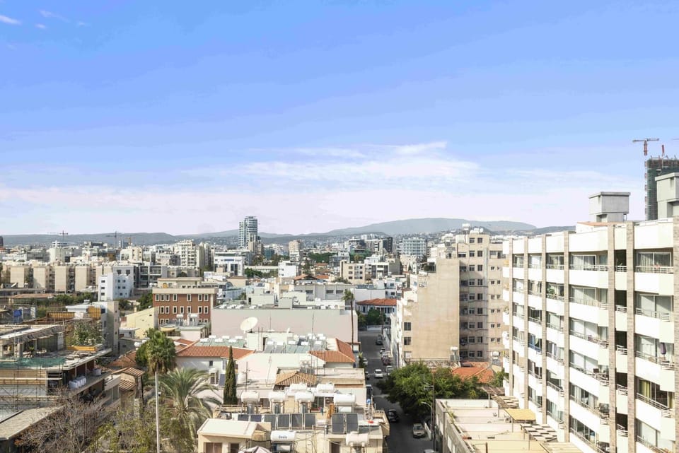 Property building, Day, Neighbourhood, Bird's eye view, City view, Street view