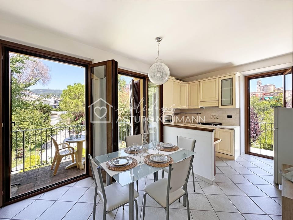 Day, Balcony/Terrace, Kitchen or kitchenette, Living room, Seating area, Dining area, stove