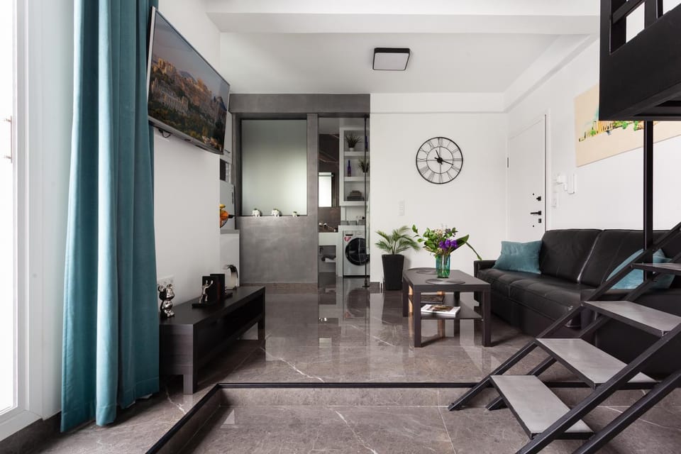 TV and multimedia, Living room, Seating area