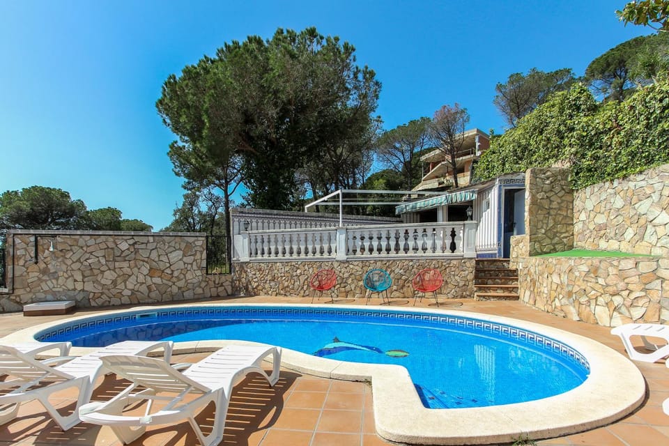 Natural landscape, Pool view, Swimming pool, sunbed