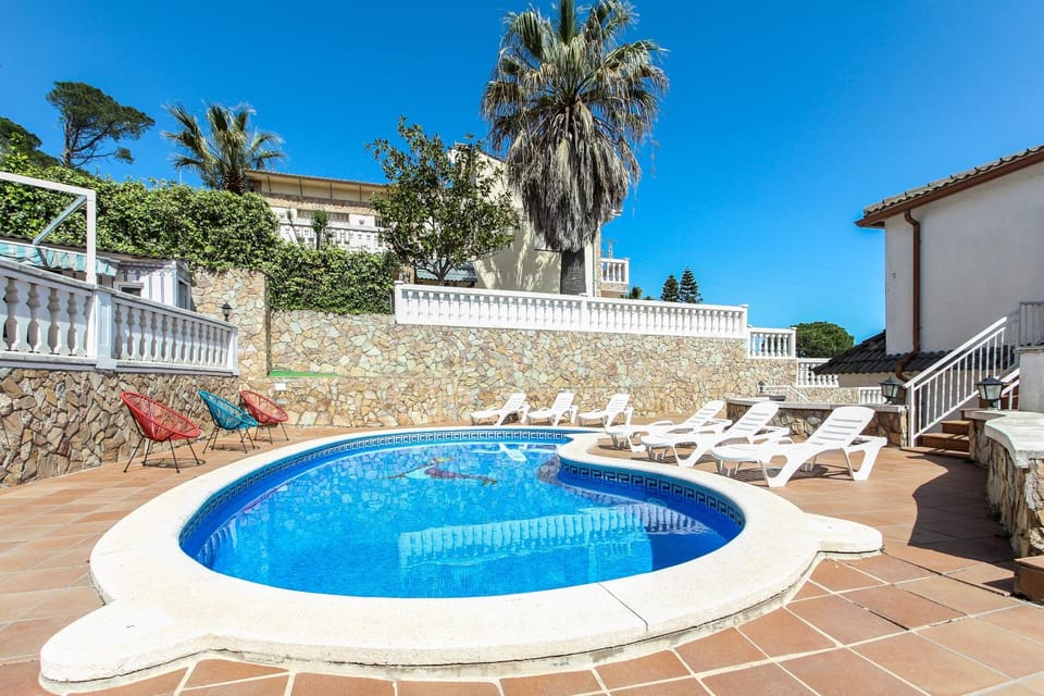 Patio, Natural landscape, Pool view, Swimming pool, sunbed