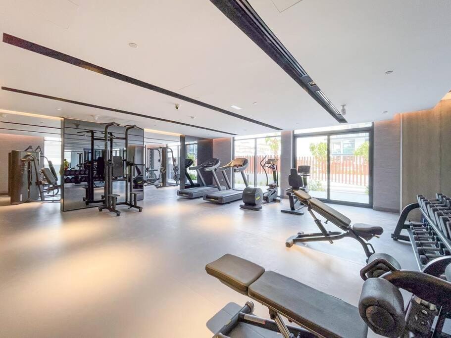 Modern Studio with Balcony & Pool View Apartment in Dubai