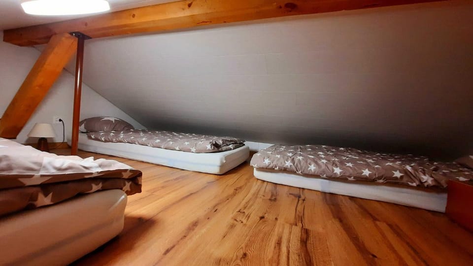 Chalet Idylka House in Canton of Bern (Region)