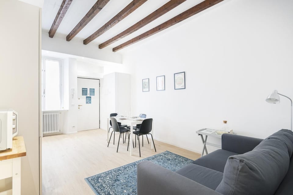 Easylife - Milano - Pilo 10 - Porta Venezia Apartment in Milan