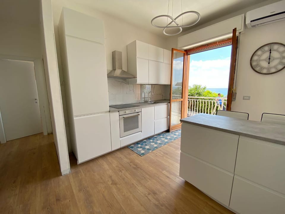 Natural landscape, Kitchen or kitchenette, minibar, pet friendly, stove