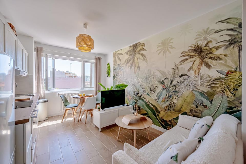 Singes de la Sagesse - Balcon & Clim Apartment in Toulon