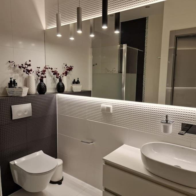 Apartament Nad Strugą, klimatyzacja, parking,taras Apartment in Greater Poland Voivodeship