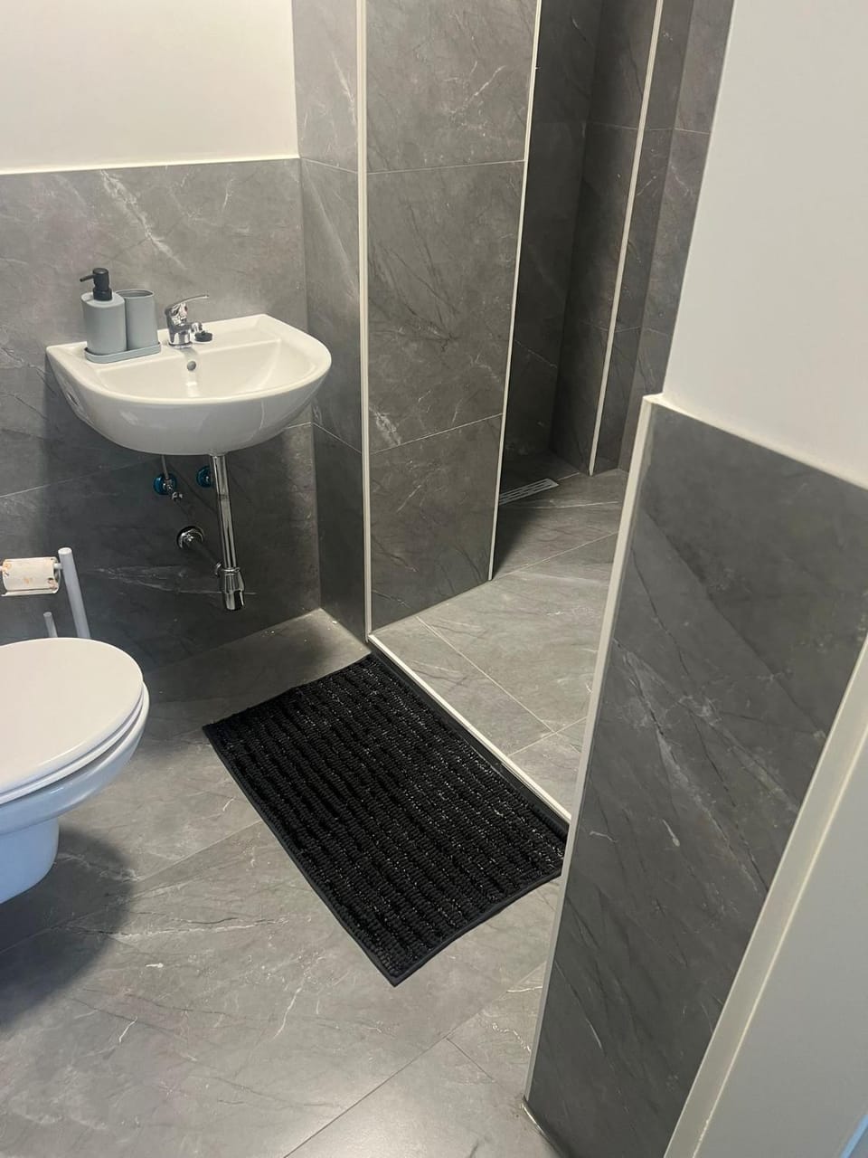 Adar Apartment hotel in Hanover
