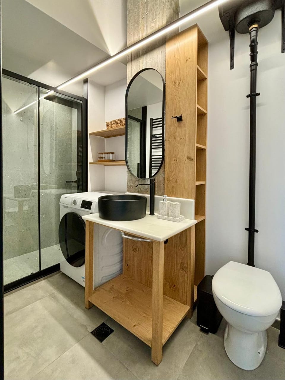 Shower, Toilet, Bathroom, washing machine