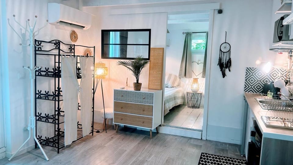 Bed, Bedroom, wardrobe