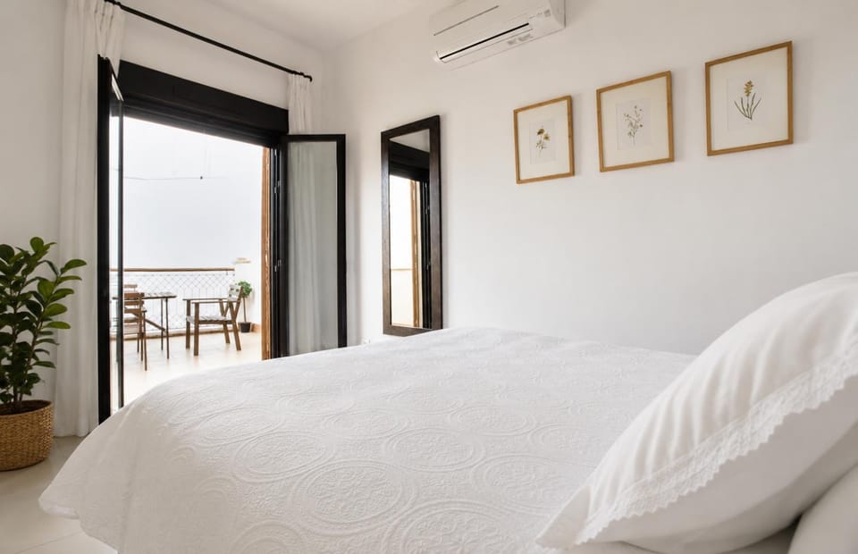 Bed, Balcony/Terrace, Bedroom