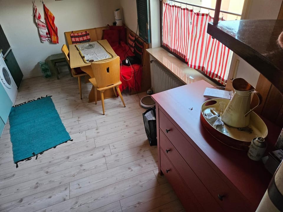 Property building, Living room