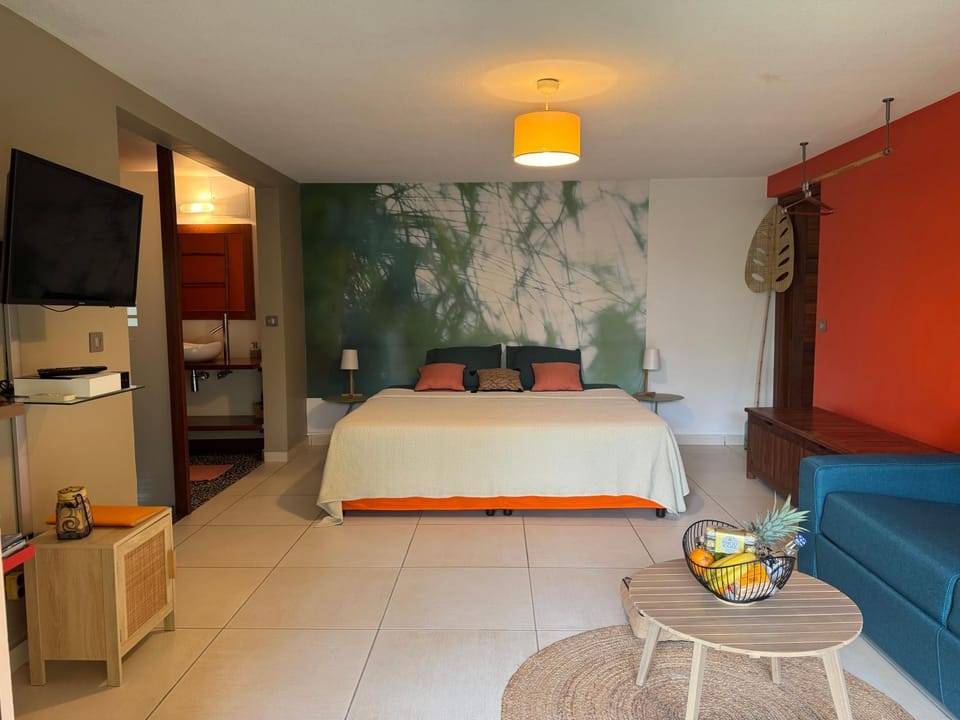 Aluna Ecolodge Bed and Breakfast in Petit-Bourg