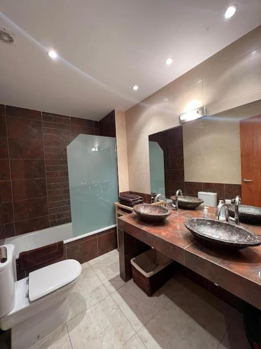 Toilet, Bathroom, Bath