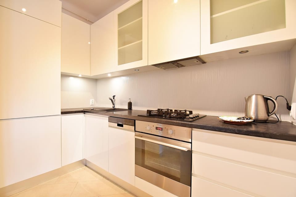 Kitchen or kitchenette, dishwasher, pet friendly, stove