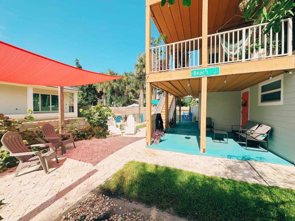Lala's Beach House, Two! Apartment in New Smyrna Beach
