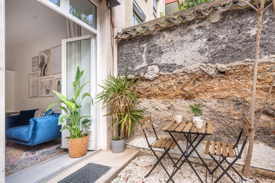 Patio, Day, Balcony/Terrace, Living room, Seating area, Inner courtyard view