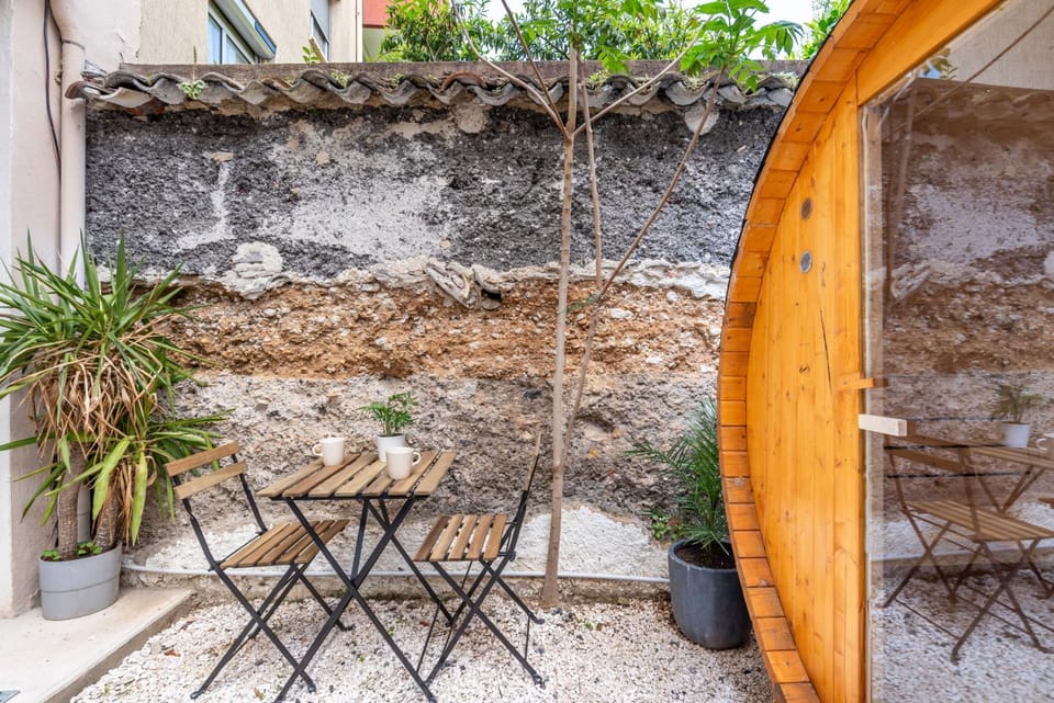 Property building, Garden