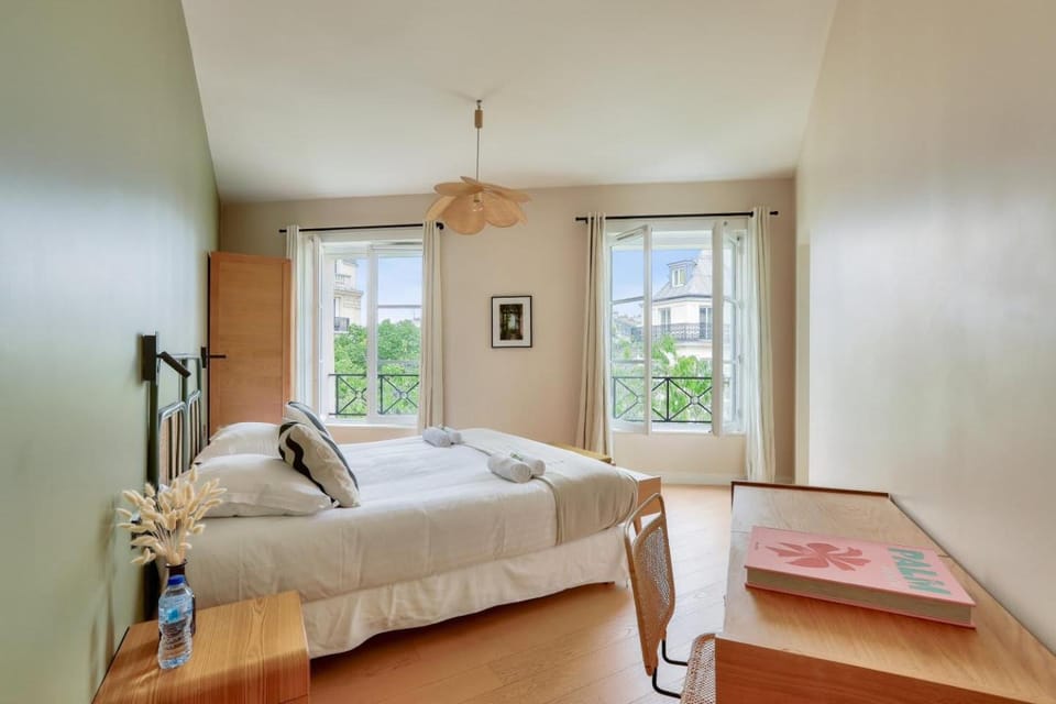 Grande terrasse, climatisation, 3 chambres, Marais Apartment in Paris