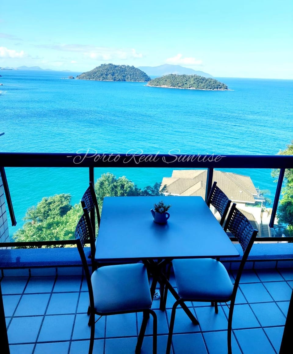 Porto Real Sunrise Apartment in Mangaratiba
