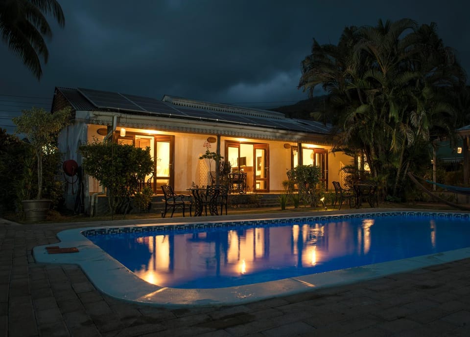 Swimming pool, Swimming pool