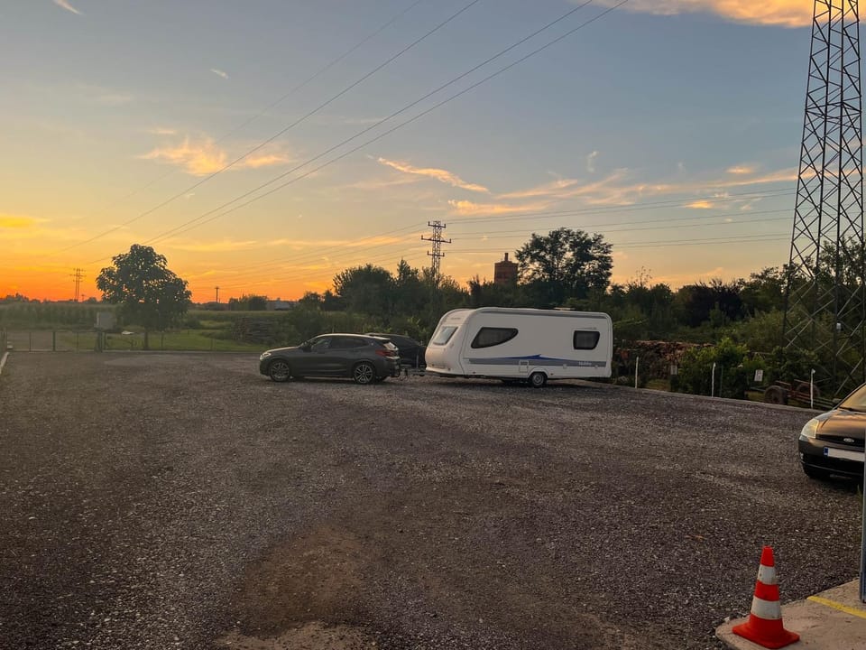 Neighbourhood, Sunset, Parking