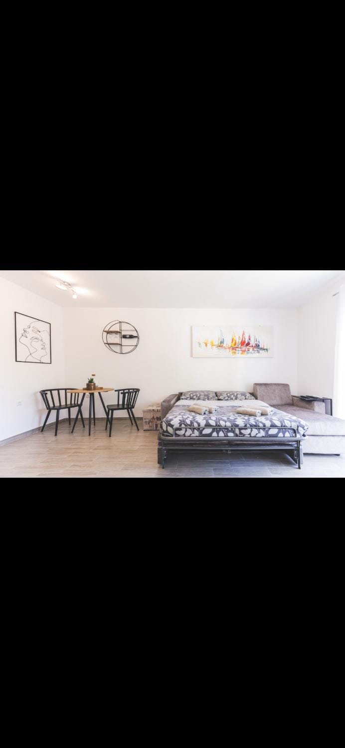 Studio Apartman Sapore Di Mare Apartment in Split-Dalmatia County