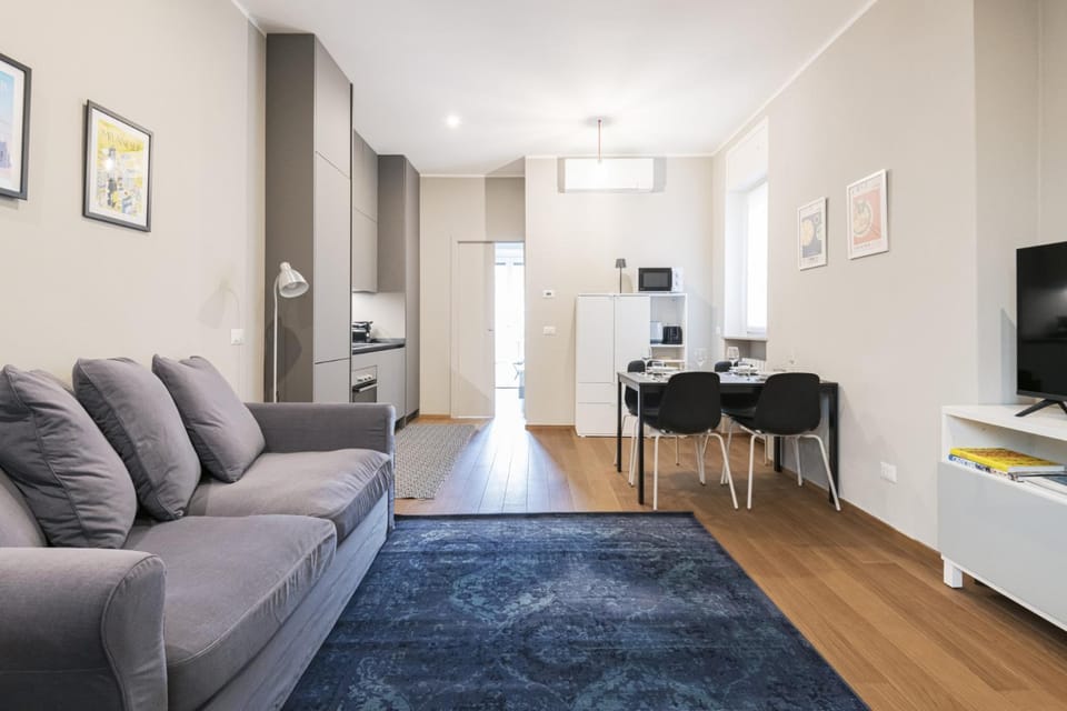 Easylife - Milano - Commenda 25 - Porta Romana Apartment in Milan