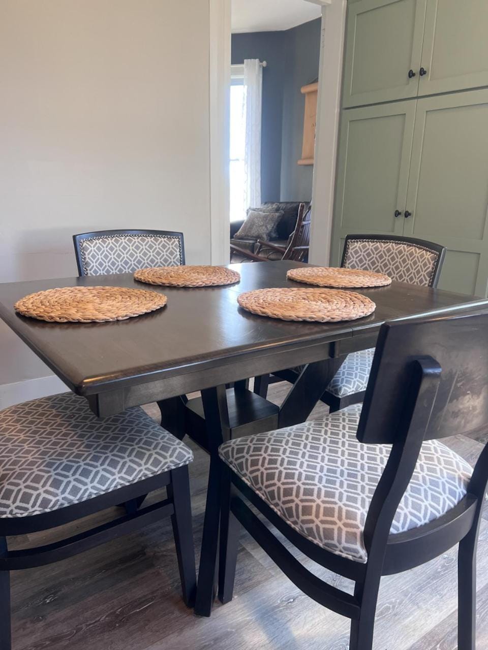 Dining area, kitchen