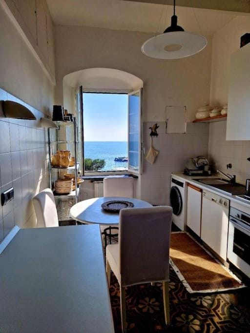 [Vista Mare] La Finestra sul Mare Apartment in Santa Margherita Ligure