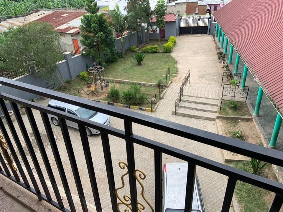 Balcony/Terrace, Garden view