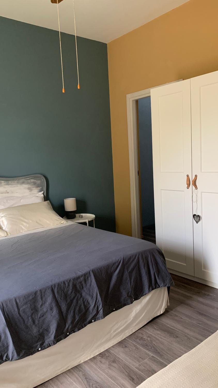 Bed, Photo of the whole room, Bedroom, wardrobe