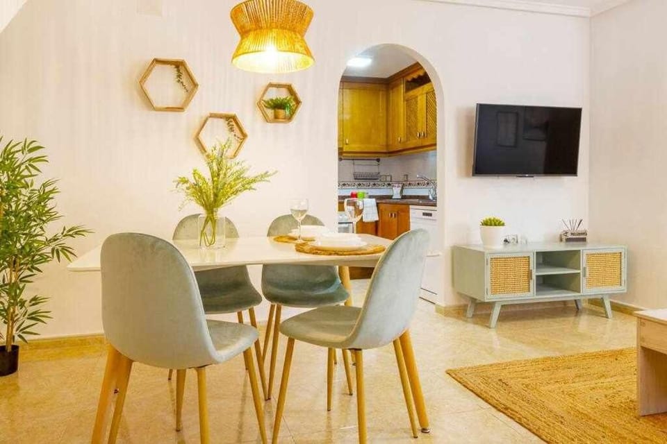 Adosado Pink Velvet Apartment in Torrevieja