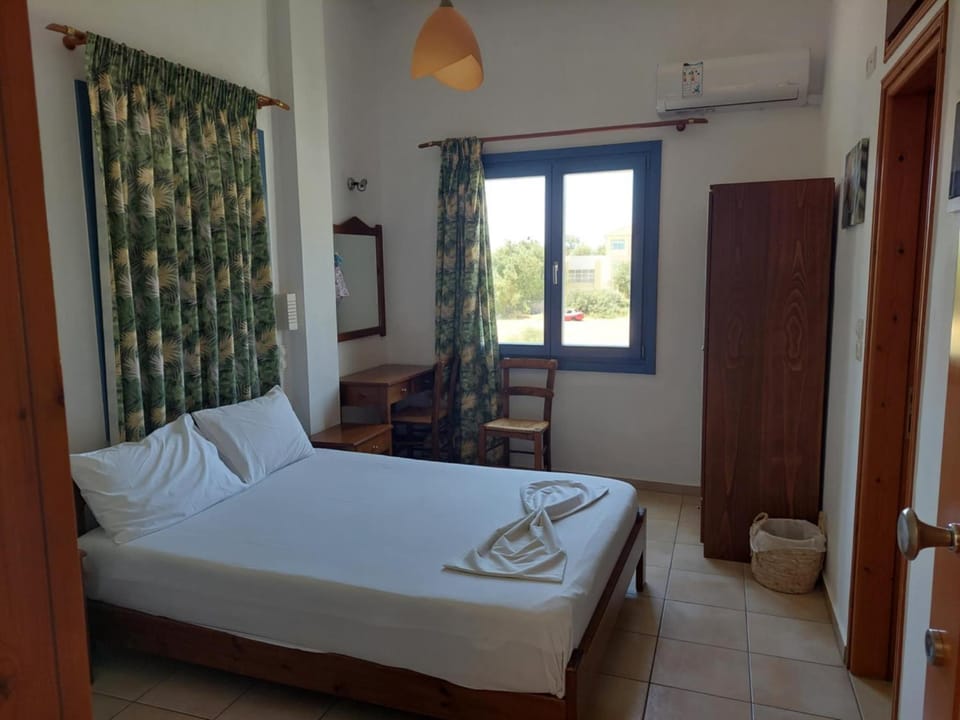 Lissos Studios - Rooms Apartment in Palaiochora