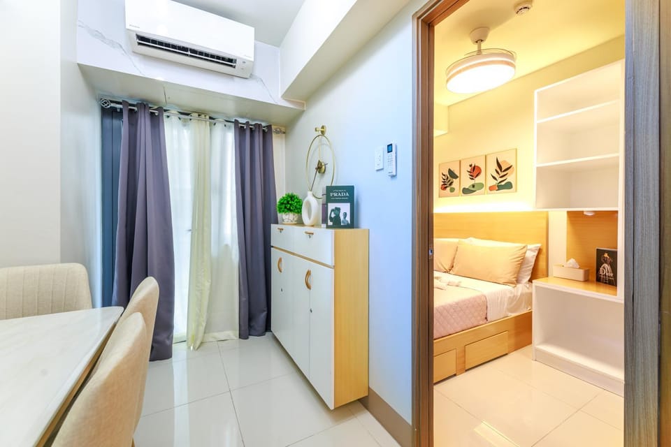 Amazing Condo Unit Shore 3 - walking distance to MOA - Pasay - 2 Beds - with 1 extra bed Apartment hotel in Pasay