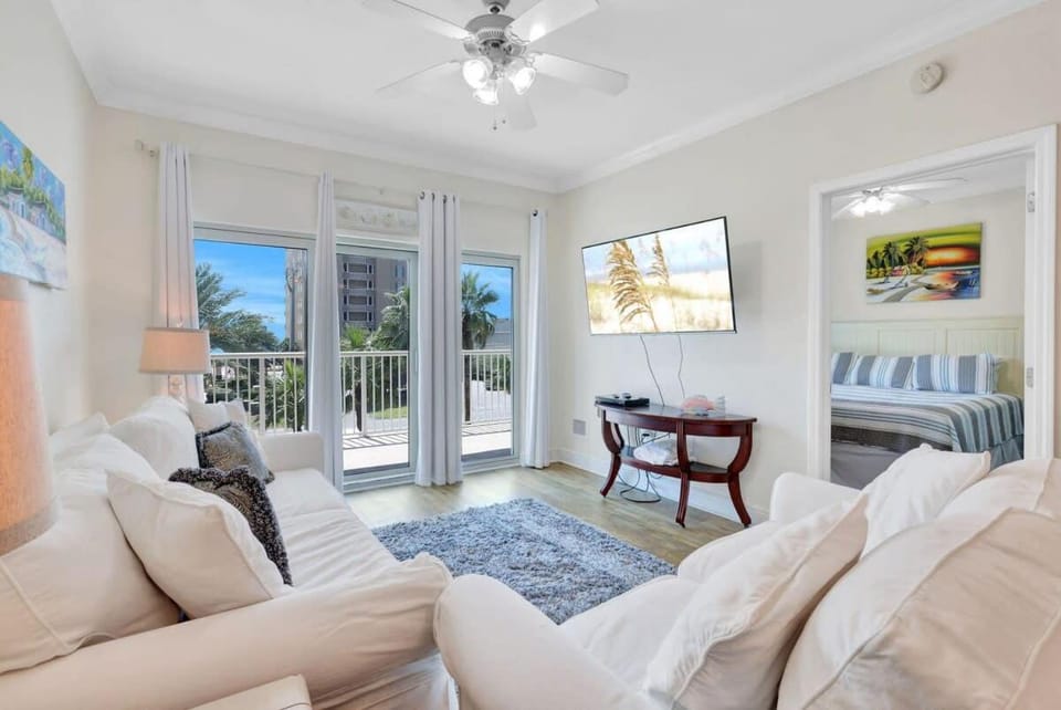 Crystal Tower 206 Amenities galore House in West Beach